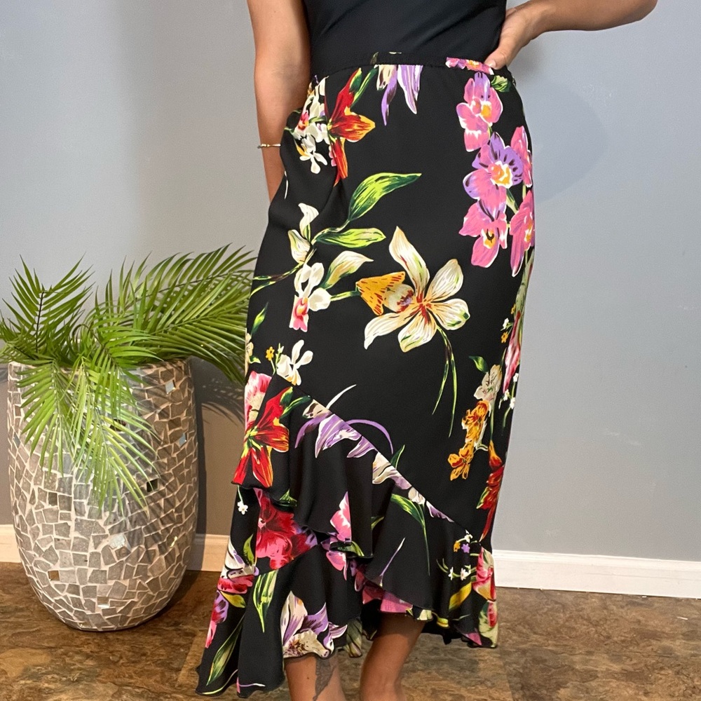 SOLD Floral Ruffle Hem Skirt